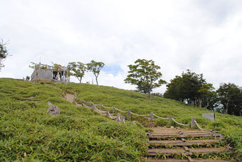 関西／奈良の山／遠くの大台ケ原