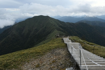 四国／大らかな剣山