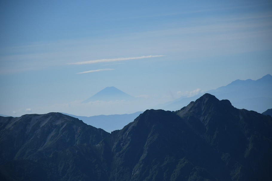剱岳山頂からの富士山