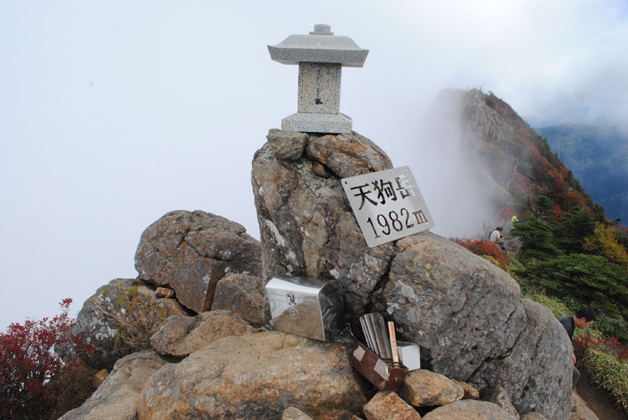 西日本最高峰の石鎚山の天狗岳