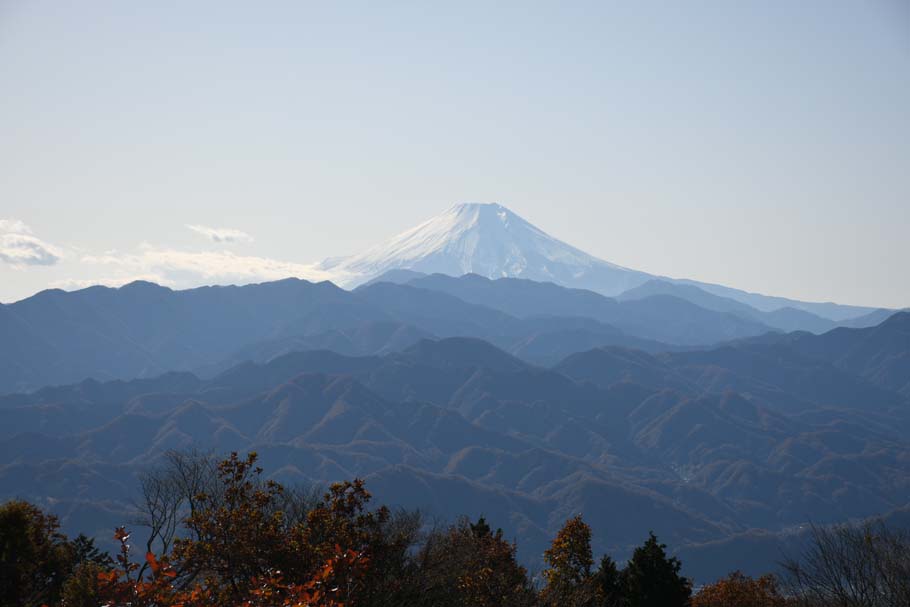 陣馬山山頂からの富士山