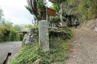 初瀬街道の庚申辻