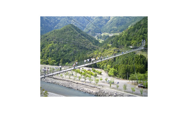 谷瀬の吊り橋（イメージ）