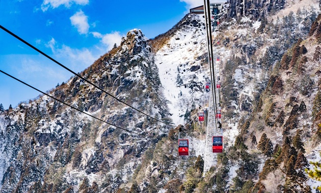 御在所ロープウェイ（提供：三重フォトギャラリー）