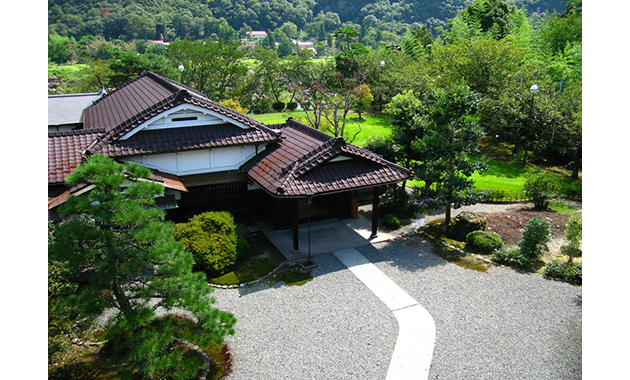 旧川上家別邸「萬松園」(重要文化財）
