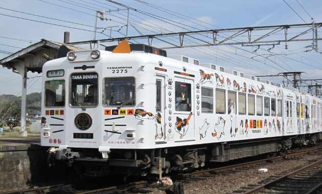 たま電車DesignedbyEijiMitooka+DonDesignAssociates