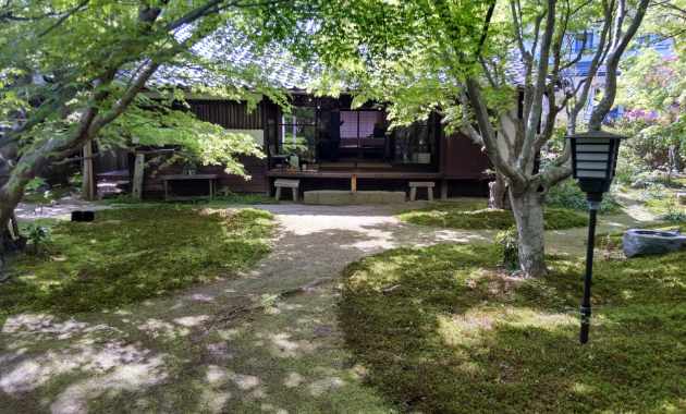 宇野千代生家