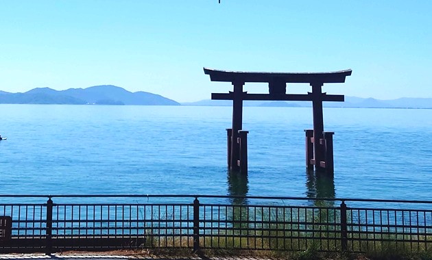 白髭神社鳥居