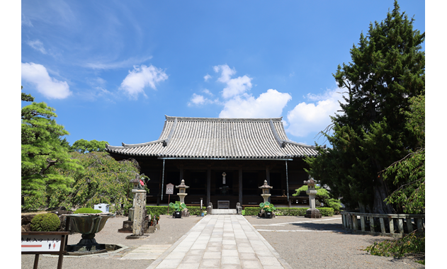 道成寺本堂（写真提供：公益社団法人和歌山県観光連盟）