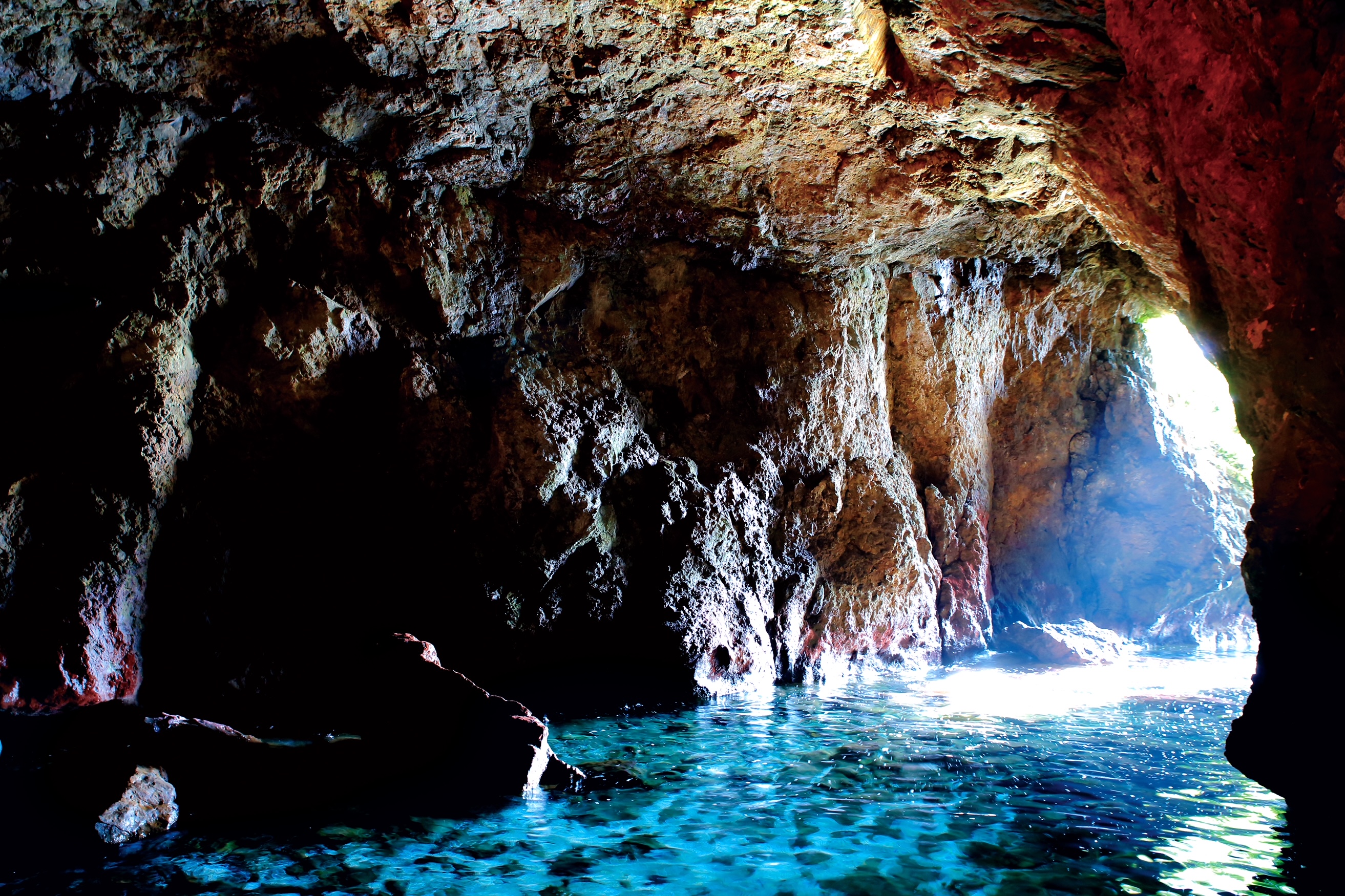 珠洲岬・青の洞窟