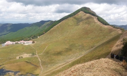 曽爾高原から古光山