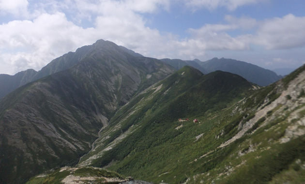 悪沢岳山頂からの赤石岳（イメージ）