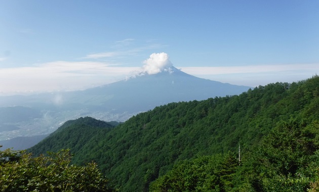 三つ峠から見た富士山(イメージ)