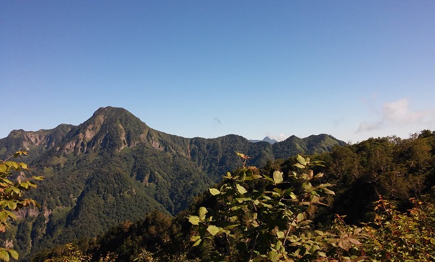 戸隠連峰の最高峰の高妻山(イメージ)