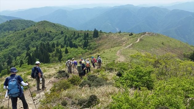 武奈ヶ岳からの縦走路(イメージ)