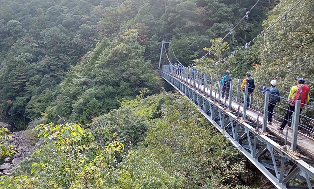 大杉渓谷の吊橋（イメージ）