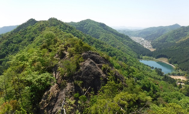 七種山の岩場手前からの景色(イメージ)