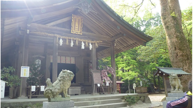 某漫画の聖地とも言われる竈門神社(イメージ)