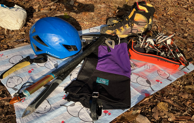 雪山登山に必要な道具（イメージ）